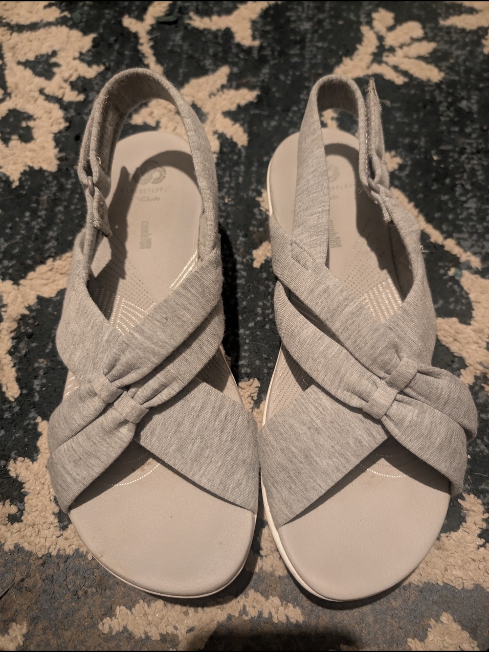 Clark Women’s Slingback Knot-Front Sandals in Light Gray